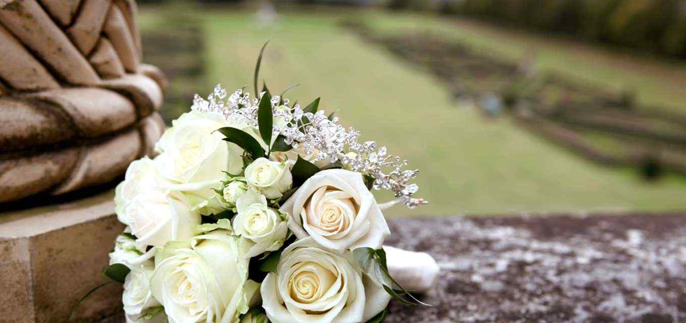 https://dorisanddwight.rubanbleuevent.com/wp-content/uploads/2015/09/Wedding-3.jpg
